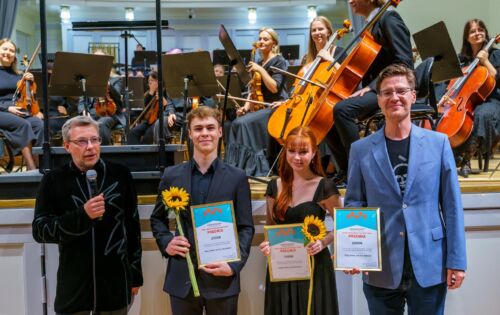 Hansa Grupi Noore Muusiku Fond tunnustas noori muusikuid
